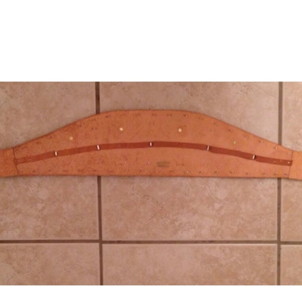 AMERICAN INDIAN CONCHO BELT Vtg Western Southwestern Handmade Leather Studs USA! - Picture 7 of 10